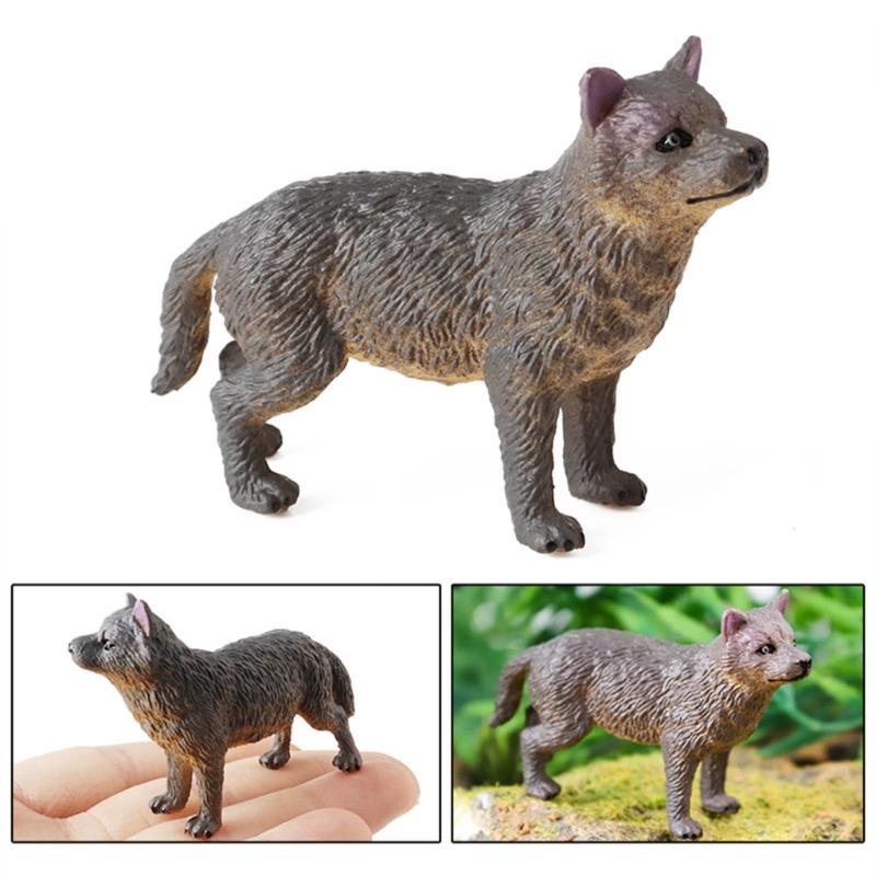 Wolf Figurines Set of 4Pcs Realistic Animal Figures for Landscape Decorations Early Educational Toy Birthday Party Gift
