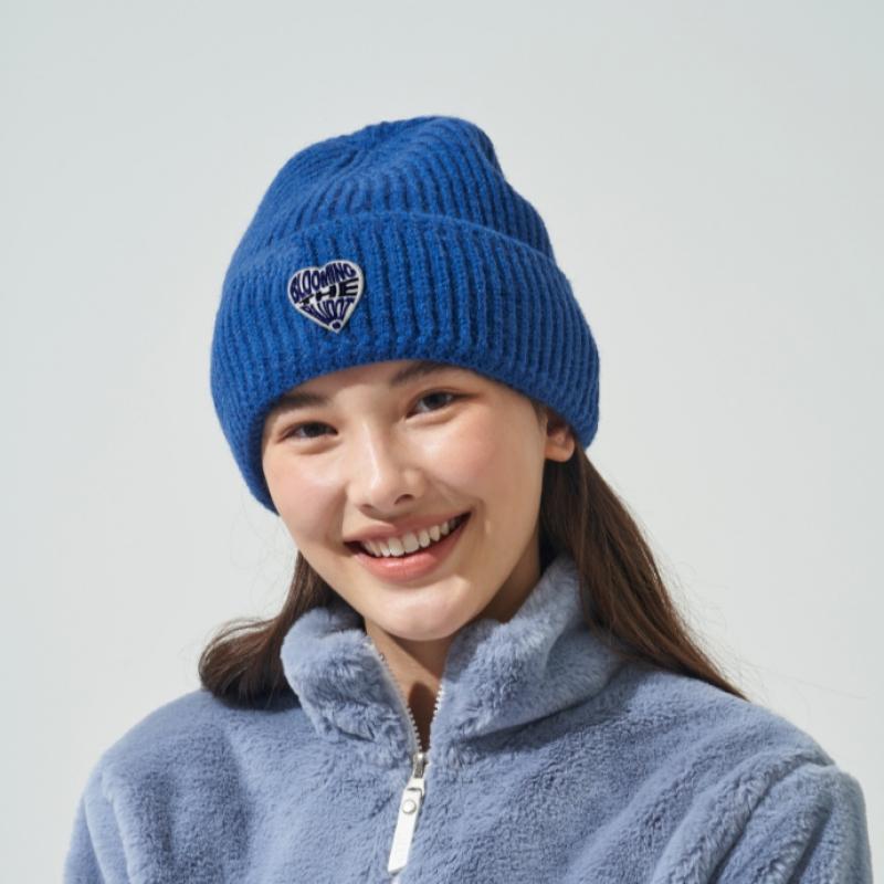 Blu Dot Gorro de Malha com Brasão de Coração Bl