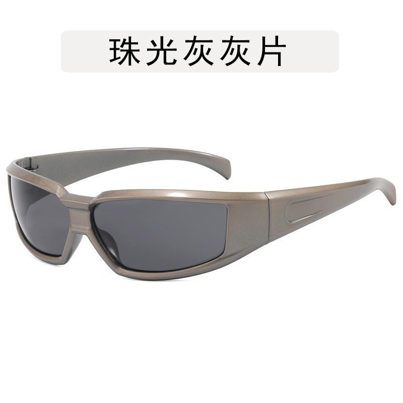 Outdoor Activity Sunglasses for Men Cool Stylish Bicycling Women Sun Glasses Wind Proof Mountaineering Designer Sunglass