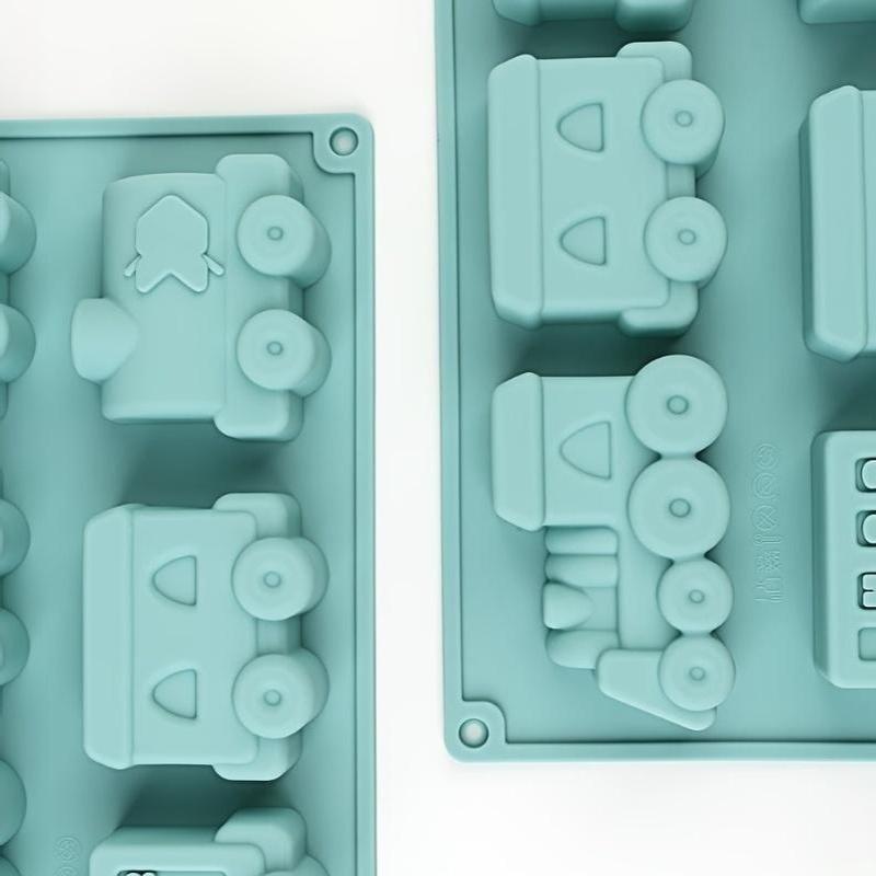 1Pcs Cartoon Train Silicone Mold, Muffin Mold, Cupcake Baking Tray/Cake Mold For Birthday Theme Parties, Muffin Cups, Ice Cubes