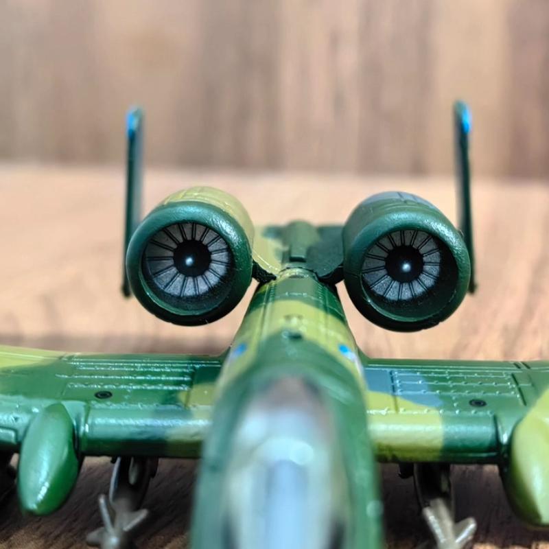 1: 144a10 Aircraft Model Foam Model Simulation Bomber Alloy Fighter Transport Aircraft Model Military Accessories Boutique Gifts