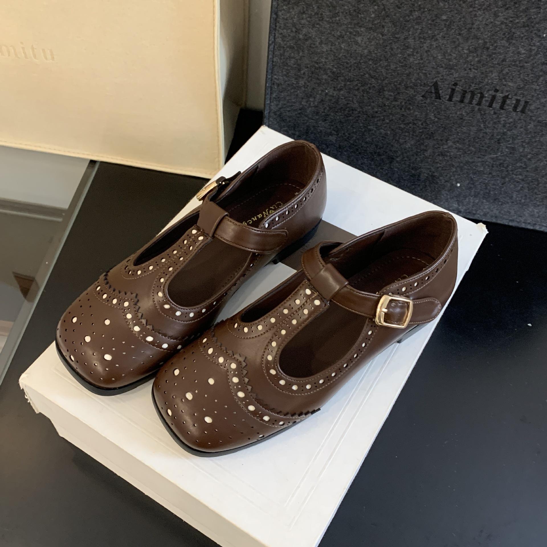 

Жіноче ретро-різьблене взуття Мері Джейн у стилі коледжу Blok Oxford Туфлі з квадратним носом і плоскій низом лофери JK маленькі шкіряні туфлі 40 коричневий