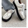 Fashion Tabi Shoes for Men Women Genuine Leather Casual Sports Shoes Lace Up Unisex Suede Low Top Shoes Niche Design Split Toe Senakers