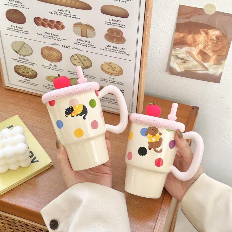 Apple Mug with Lid with Straw Cup Ceramic High Looking Girl's Heart Cup for Birthday Gift