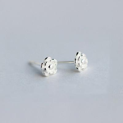 White Earrings Female Rose Earrings Fashion Sweet Flowers Small Fresh Earrings Jewelry Accessories