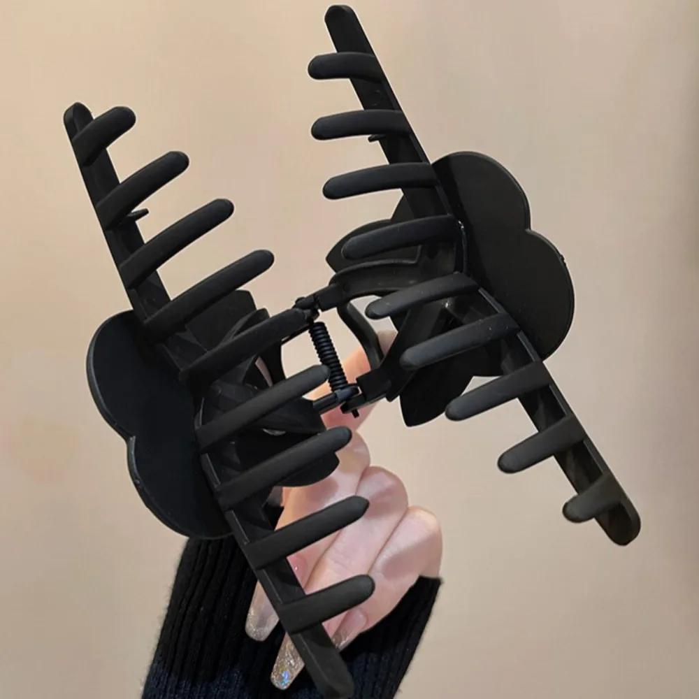 Kreskówkowa Spinka do Włosów Kotek dla Kobiet Czarno-Biały Wzór Klipsy do Włosów Modne Urocze Pazurki Klips Modne Akcesoria do Włosów Prezent dla Dziewczynki 2024