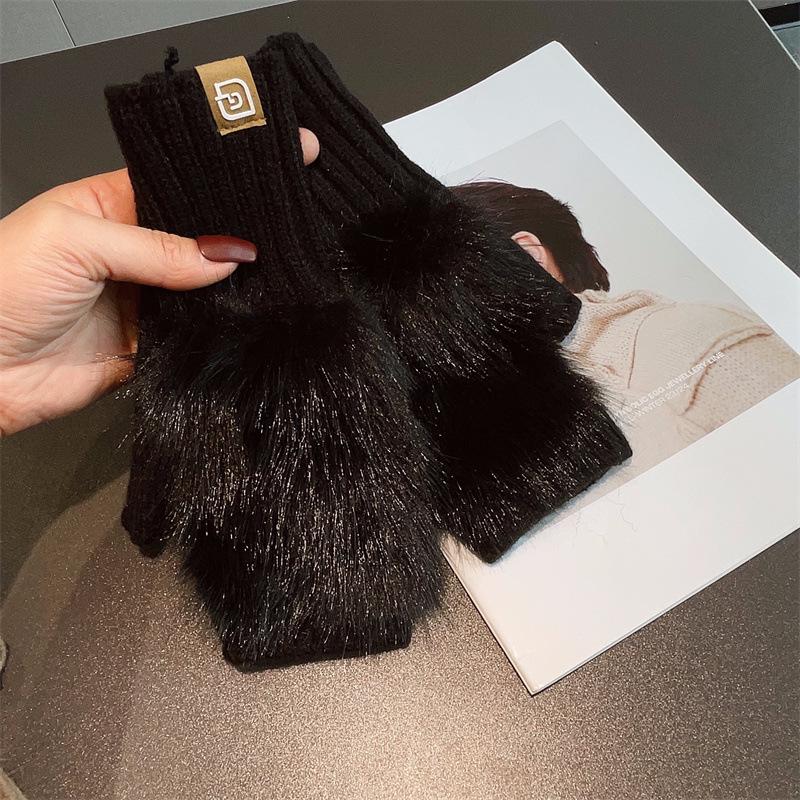 Leopard Print Plush Half-Finger Suede Gloves - Warm, Cute Winter Style for Students