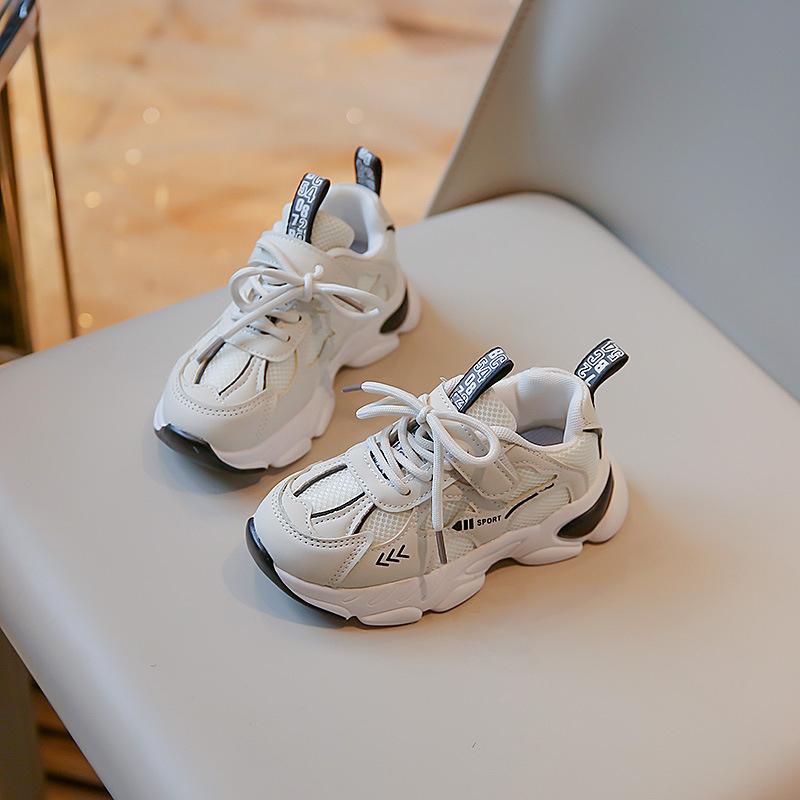 

Детская спортивная обувь 2025 новая весенняя одинарная обувь мальчики корейская версия модная детская для среднего и старшего возраста детская обувь для папы обувь для девочек 31