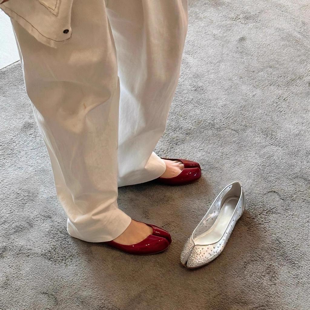 Cowhide version~ Genuine leather red flat-bottomed split-toed shoes women's new pig's trotters, horseshoes, one-pedal ballet light mouth single shoes