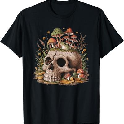 Cottagecore Fantasy Frog On Skull Mushroom Aesthetic Goblin T-Shirt