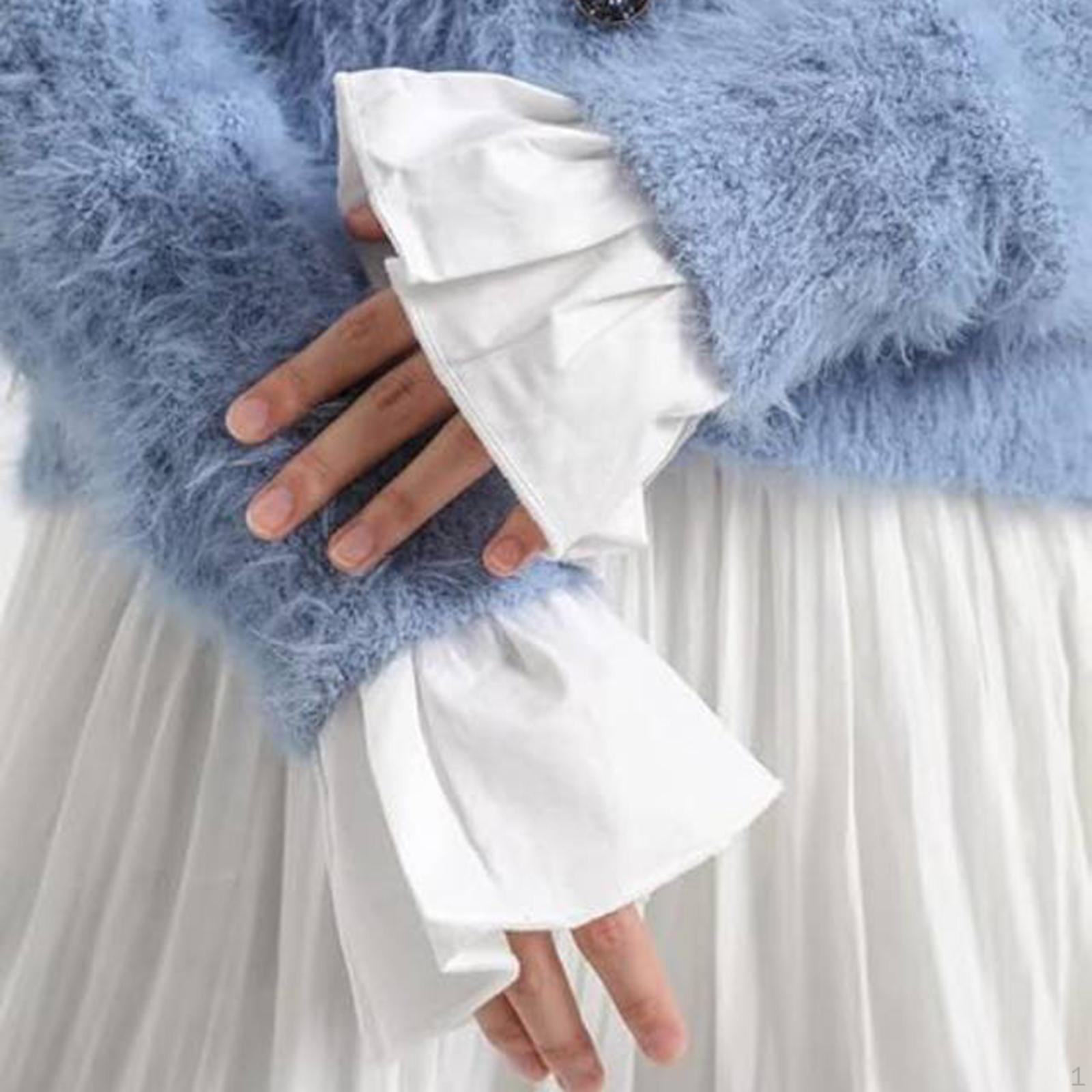 

1 Pair of Ruffled Cuffs, Stylish And Fashionable, Faux Skin-friendly, Color Style B