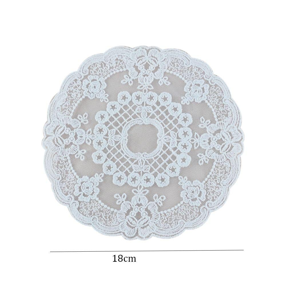 

Вечеринка Свадьба Украшения для дома Кружево Вышитые Подставки Салфетка Скатерть Изоляция Обеденный Коврик 18cm-Round