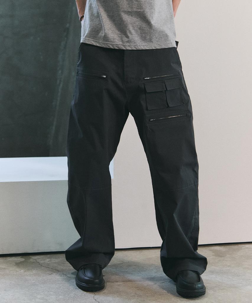 Beullusseonpeullawo Over Pocket Semi-Wide Cargo Pants [Charcoal]