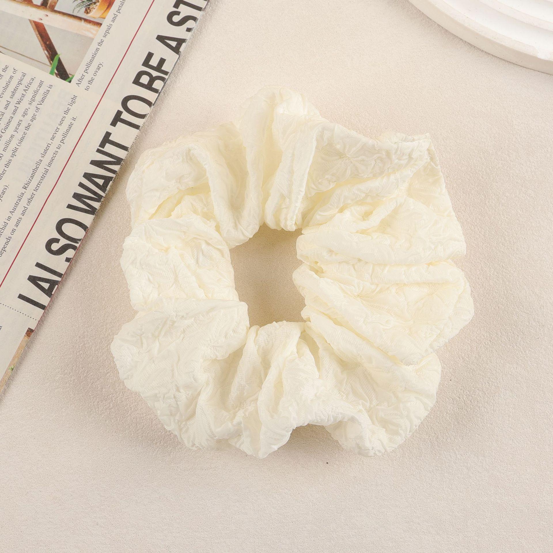 

Korean Floral Scrunchie | Spring/Summer Style Elastic Hair Tie for Ponytails вершковий/білий