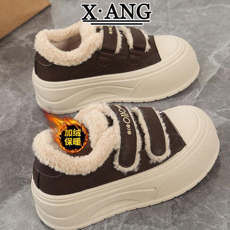 Leather board shoes women's Velcro casual sports shoes children's plush thermal cotton shoes platform lamb wool shoes