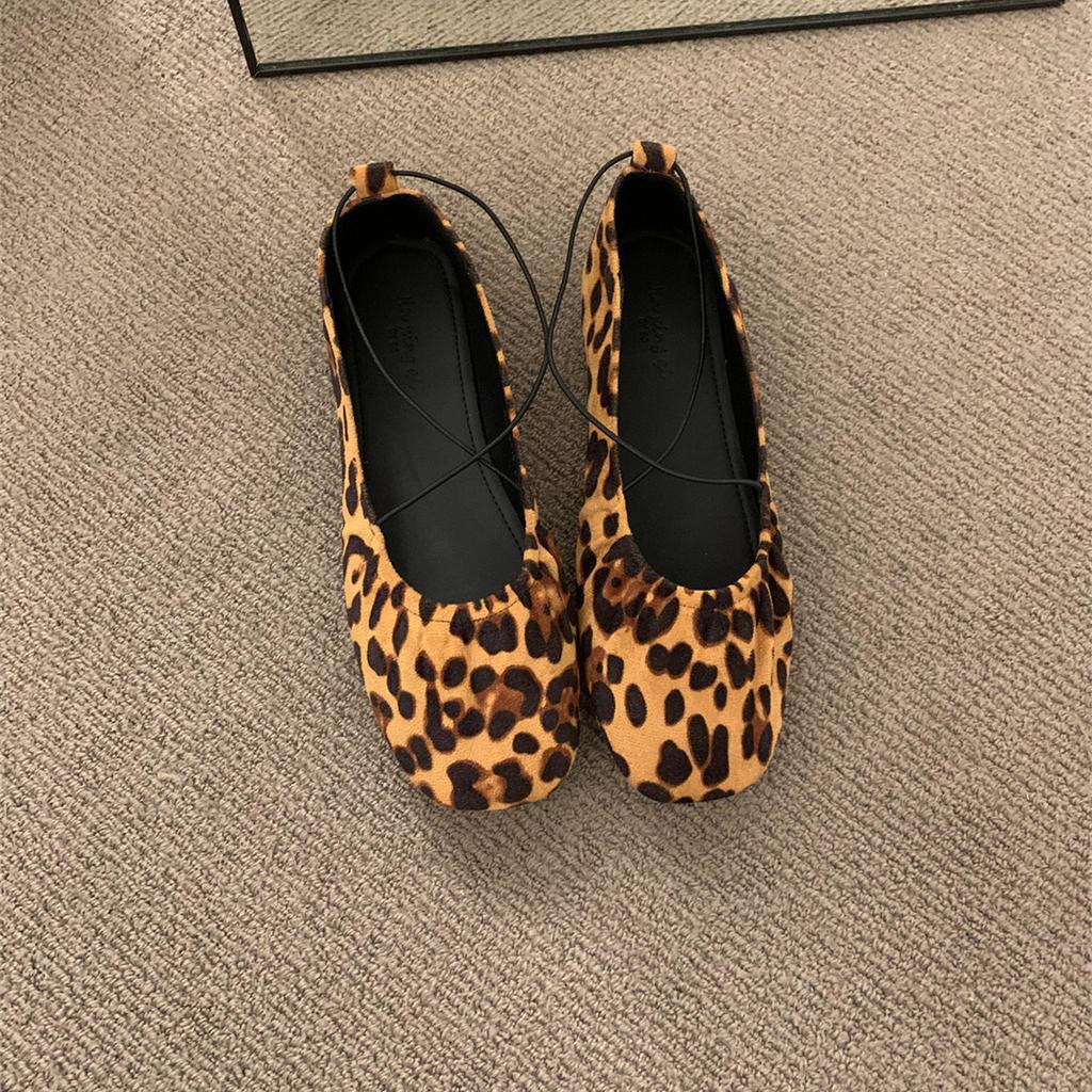 Fashion Bailamos Women Flats Brand Designer Mary Janes Shoes Woman Round Toe Japanned Leather Flats Vintage Narrow Band Loafers Mujer