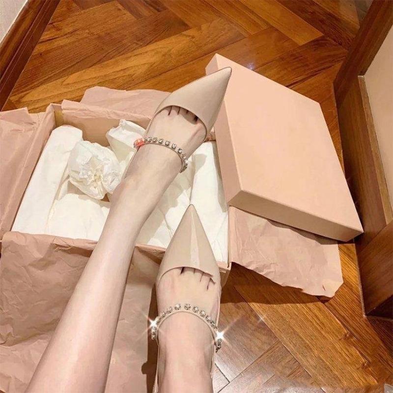 Fashion Hot Selling 2025 High Heel Sandals Women's Spring New Style Water Diamond Thin Heel Headed Nude Leather Summer Pointed Toe Shoes