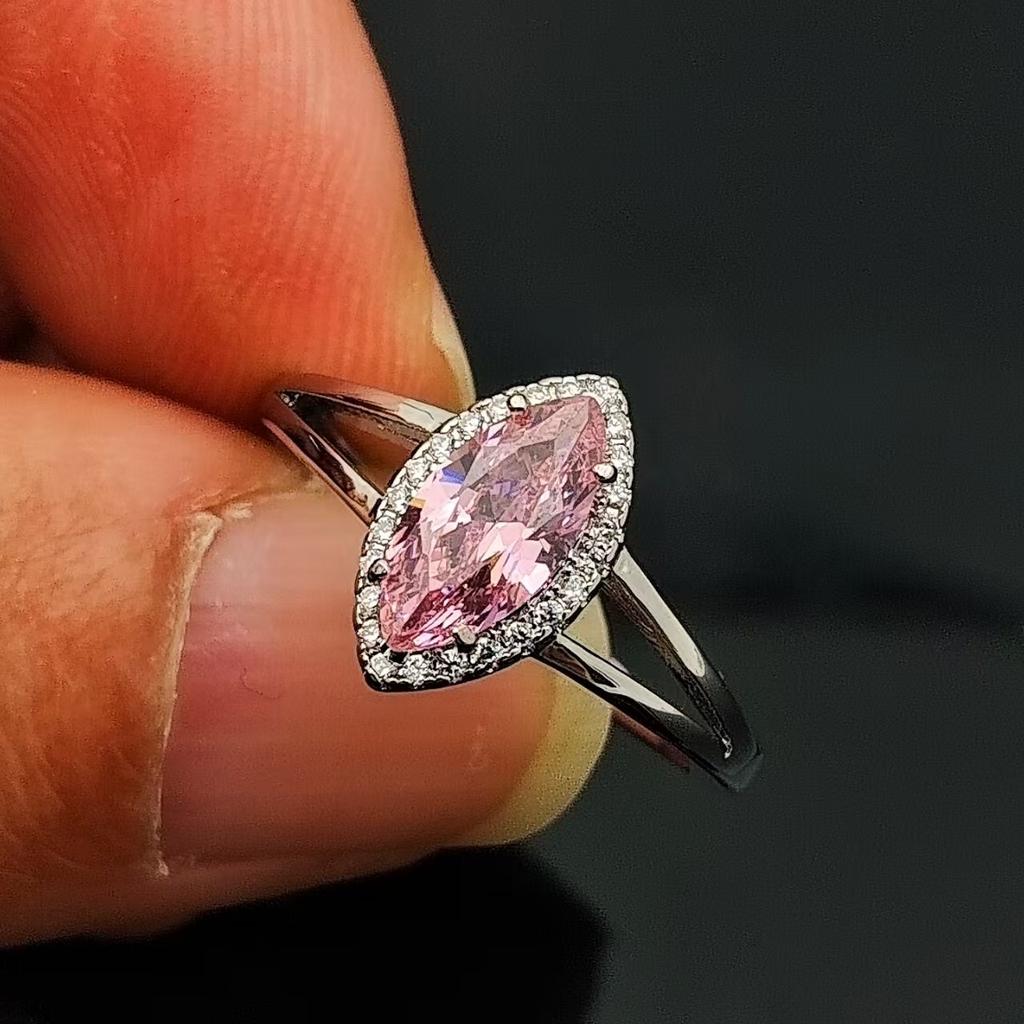 Horse Eye Ring Inlaid With Imitation Amethyst Topaz Colored Treasure Multi-Colored Garnet Live Women'S Ring