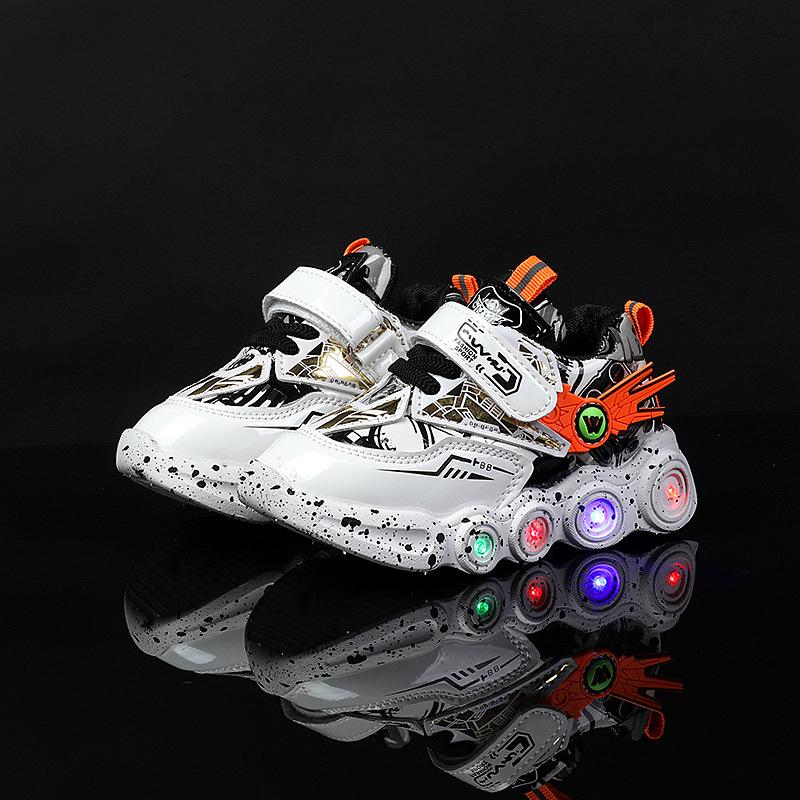 Glowing Light-Up Leather Children's Shoes for Spring & Autumn - Boys' Sports & Girls' Soft Sole Walking Shoes with Flashing Lights