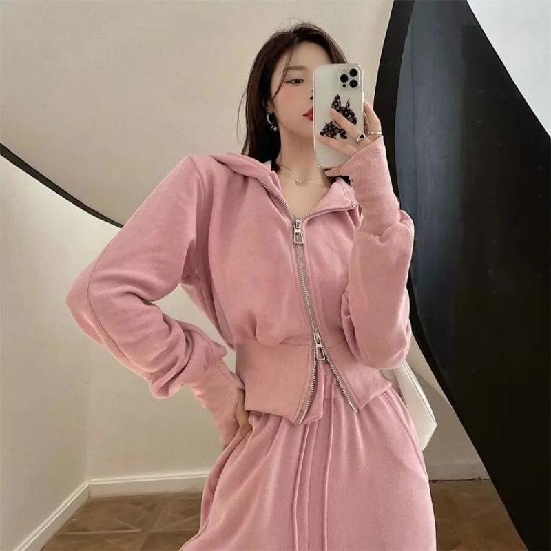 

Комплект толстовки с капюшоном в стиле G College и брюк с высокой посадкой и широкими штанинами для женщин - Модная короткая куртка на молнии, Повседневный вариант для начала осени M: 80-100 jin