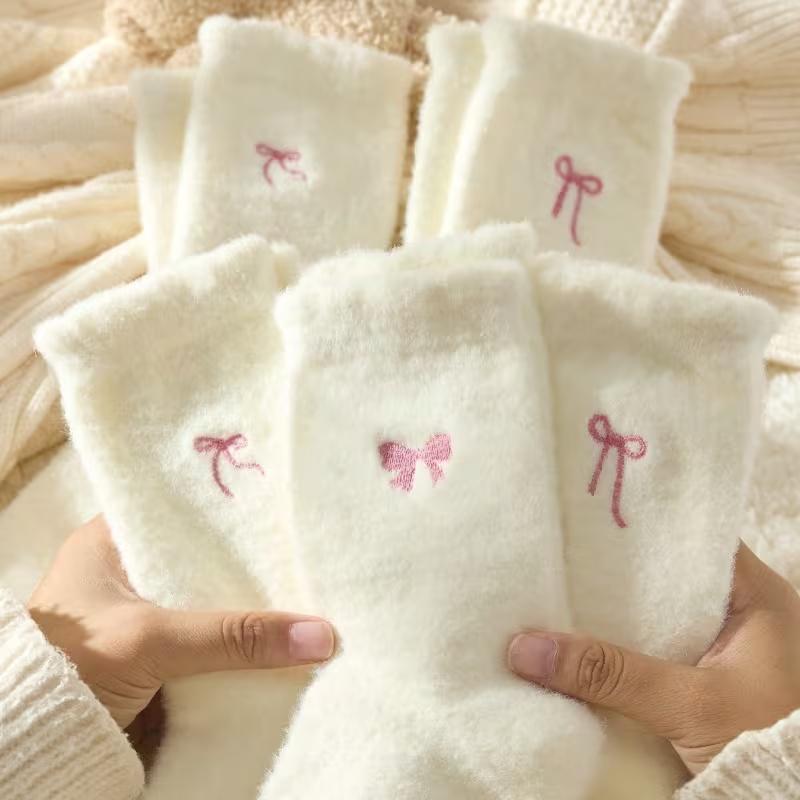 1 Pair Women's Plush Boot Socks with Bow - Soft Warm Winter Socks for Snow & Casual Boots, Hand Wash