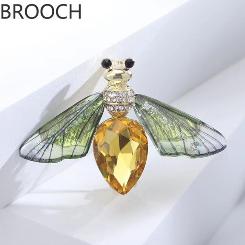 Versatile Cartoon Bee Brooches For Women Girls Exquisite Cute Pins Temperament Shiny Corsage Clothing Accessories Gifts