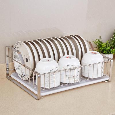 Jednovrstvý kuchyňský úložný regál z nerezové oceli 304 s košíkem na hůlky a odkapávačem na nádobí