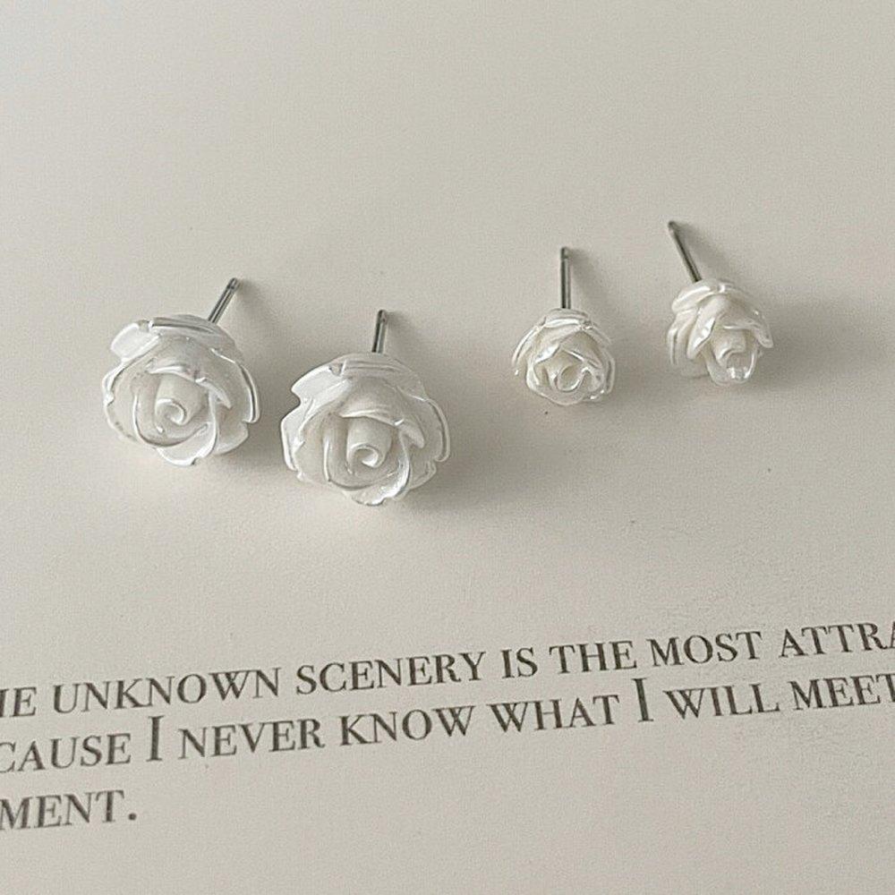 / Homaica Acrylic Rose Flower Earrings