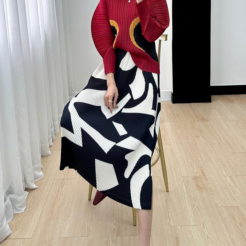 2023 New Women's Autumn Print Pleated Mid-Length High-End Casual Skirt