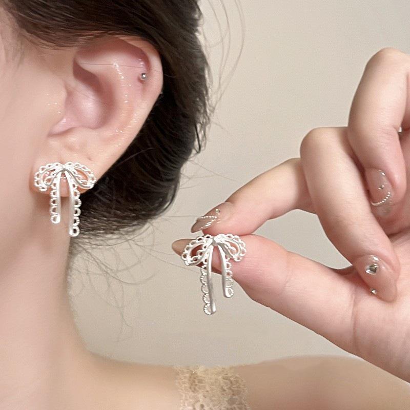 Elegant Sweet Lace Bow Stud Earrings: Fashionable, Versatile Jewelry for Women