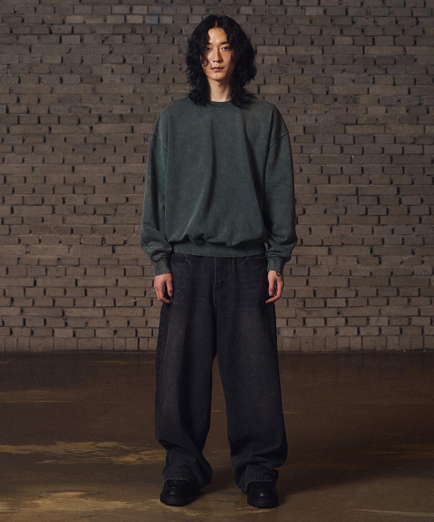 FILLUMINATE Elementary Pigment Sweatshirt - Deep Green