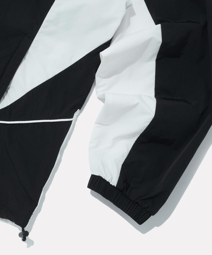Reebok Ellipse Windbreaker V26 - Black
