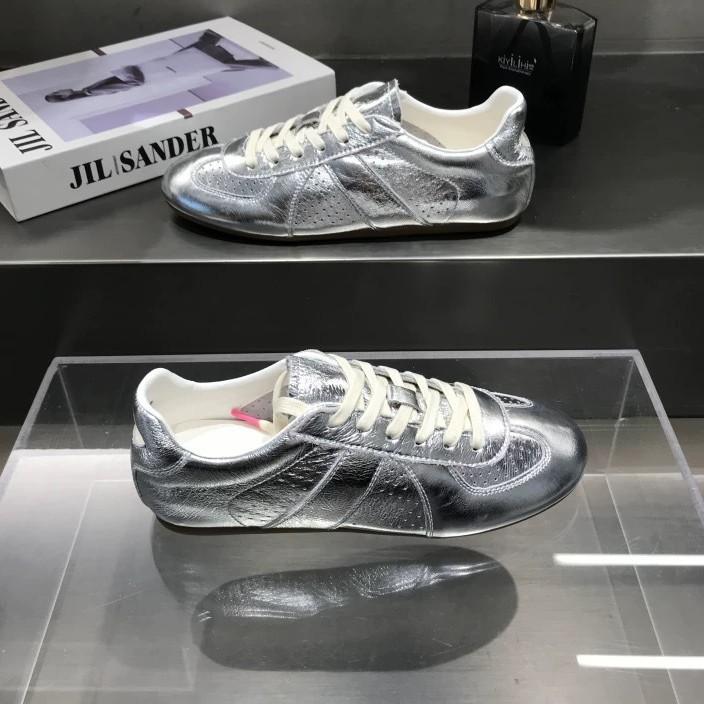 Sheepskin version~ retro round head flat bottom lace-up breathable German training shoes women's 2025 new casual sports shoes Forrest Gump shoes