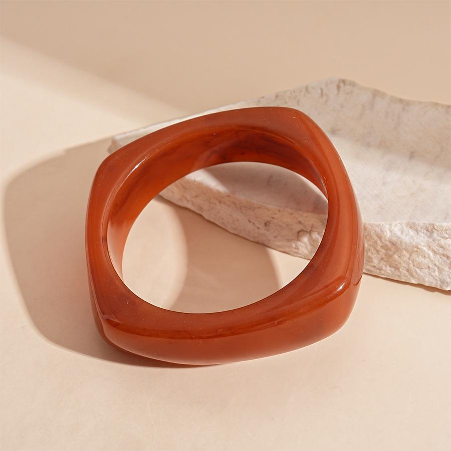 Stylish Acrylic Wide-Face Irregular Bracelet - High-End Design Niche Jewelry