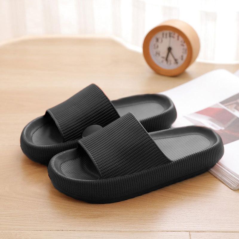 Bathroom slippers women's summer couple home indoor cool slippers rubber and plastic EVA thick bottom stepping on shit slippers men