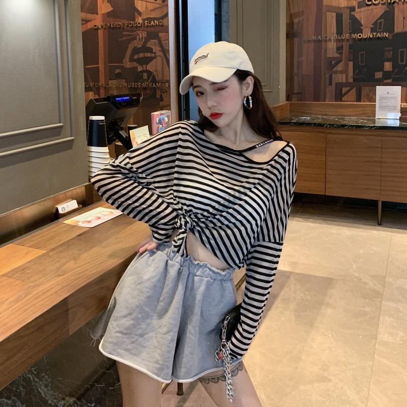 Футболка в полоску из ледяного шелка с длинными рукавами — фото 7