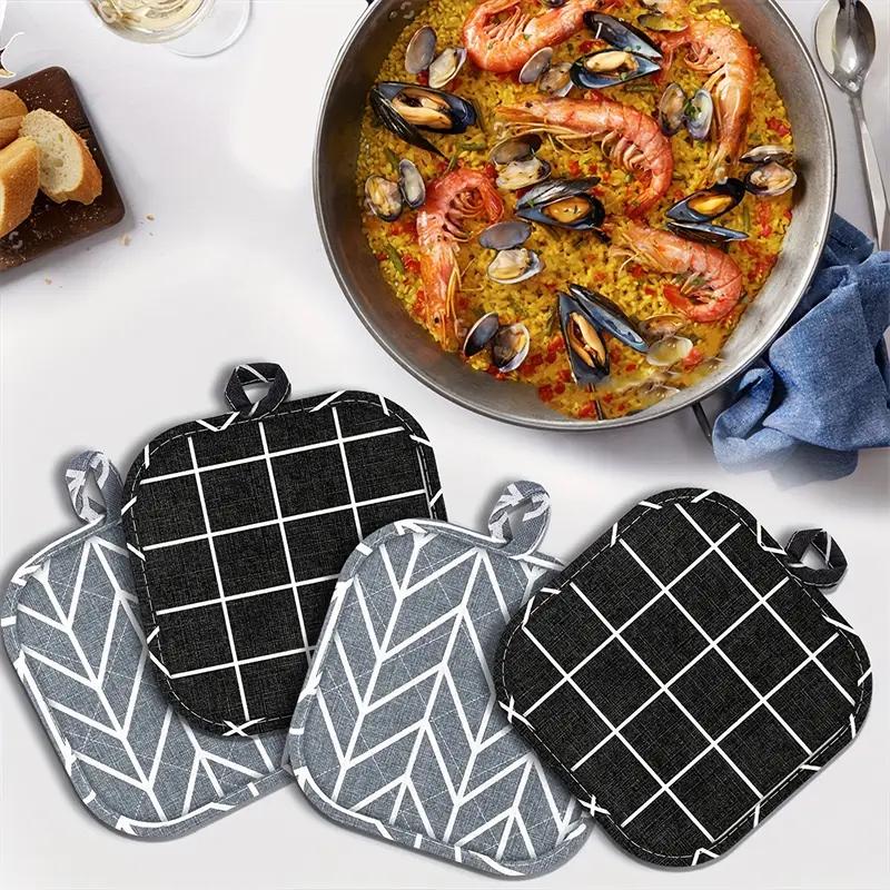 Hohe Hitzebeständigkeit 4-teiliges Ofenhandschuh- und Topflappen-Set, Superdicke Küchen-Ofenhandschuhe mit Verlängerung 500 Grad