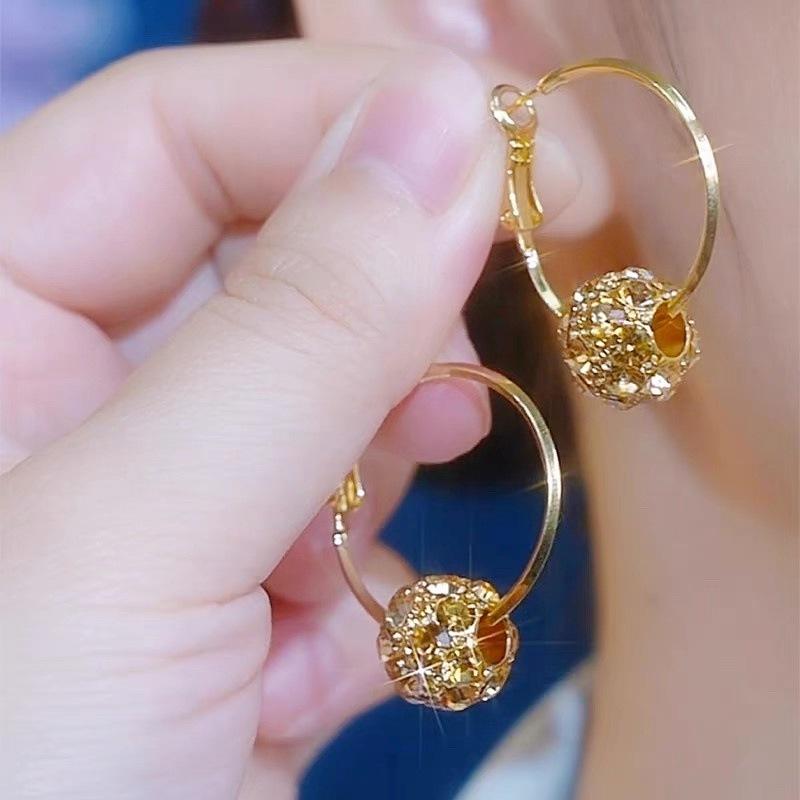 Temperament unique design sense diamond ball earrings women's niche fashion versatile new circle earrings trend earrings
