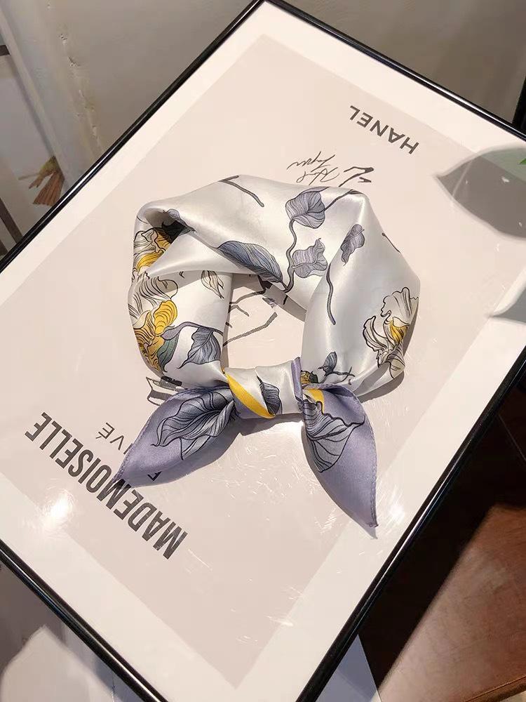 Dámský béžový hedvábný šátek - 53 cm Korejský styl Tištěný čtverec, 100% morušové hedvábí na jaro/léto