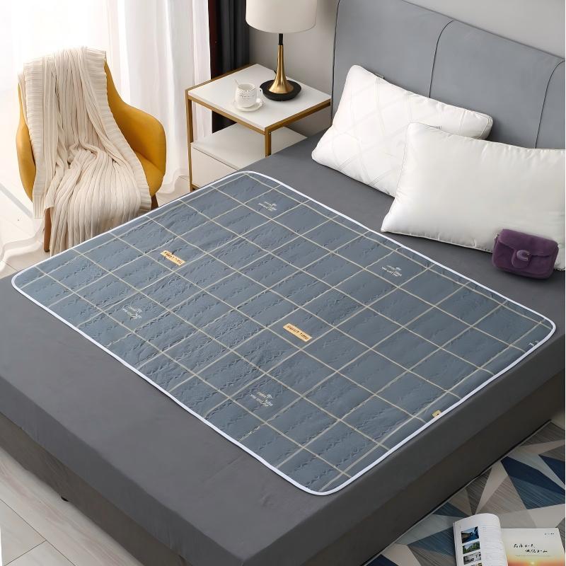 

1pc Reusable Non-Slip Bed Pad - Thick Cushioned Washable Mattress Protector for Adults, Elderly, Durable Bedding, Soft 50cmx70cm