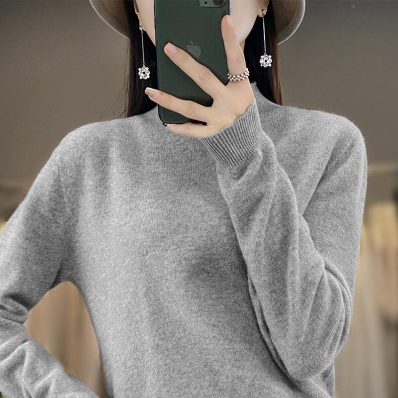 Women's Slimming Wool Sweater - Half High Neck, Long Sleeve, Loose Velvet Pullover, Versatile Knitwear for Autumn/Winter.