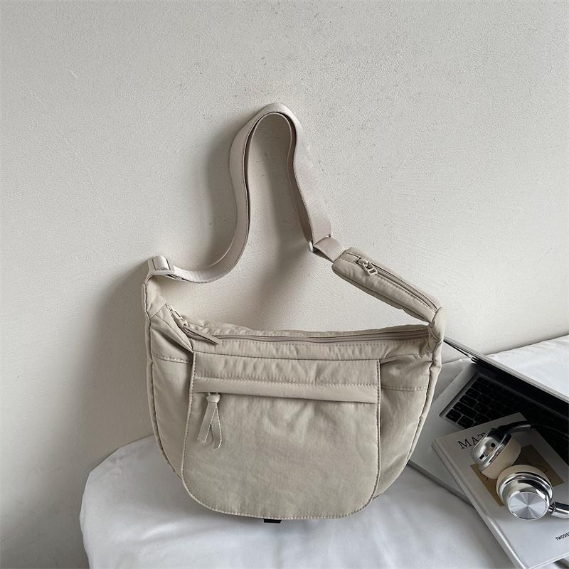 Large Capacity Solid Color Commuter Shoulder Bag Women's Crossbody Bag