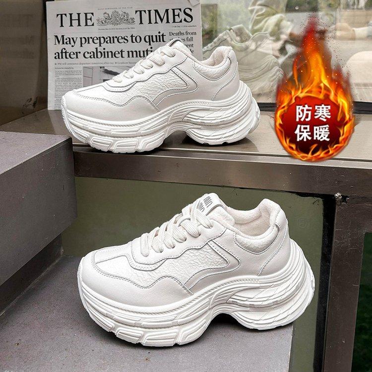

Thick-soled small man height increase versatile velvet dad shoes 2025 new shoes women s soft soles are not tired feet sports women s shoes 35