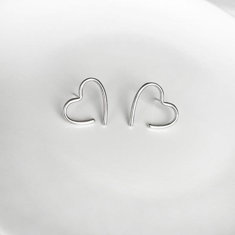 

Серьги Love для женщин в холодном стиле, простой дизайн, ниша, женская летняя форма сердца