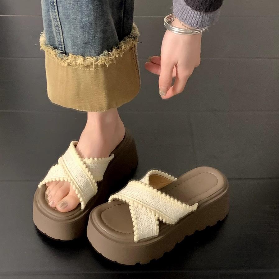 Muffin thick bottom heightening cross with cool slippers women's summer wear 2025 summer new bohemian beach slippers