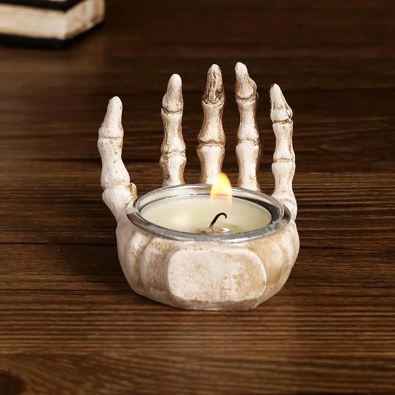 Halloween Desktop Foyer Decoration Gift Skull Hand Candle Stick Decoration Resin Skull Halloween Horror Decoration Supplies