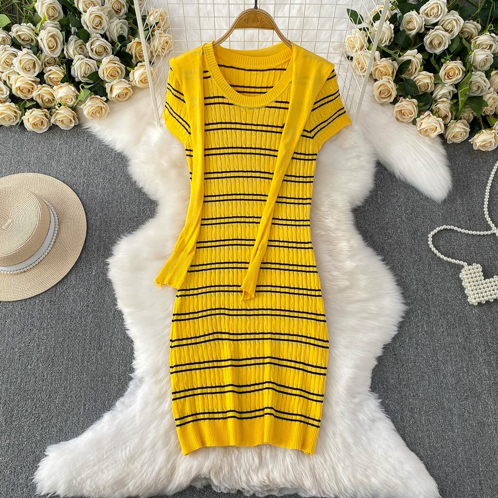 Sommer Damen Casual Kurzarm Gestreifter Strickpullover Mini Etuikleider mit Schal