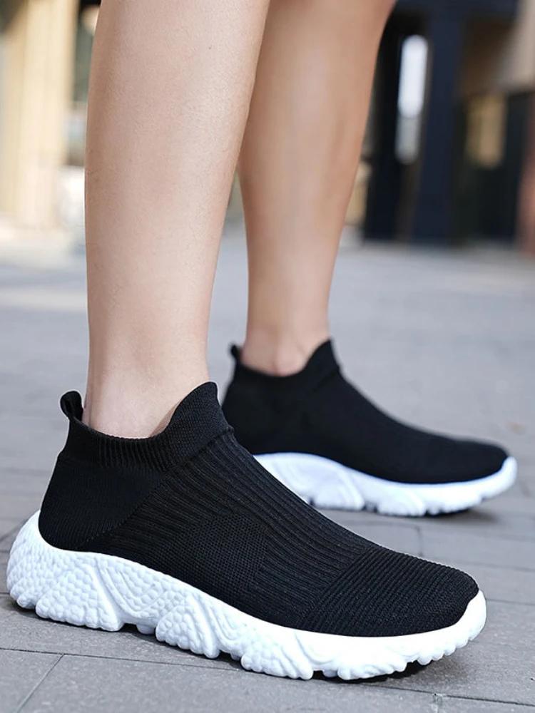 Fashion High-top Male Sports Shoes Slip-on Knit Trend 2025 Designer Sale Athletic Gym Miked Colour HikingTrekking Men's Casual Sneakers