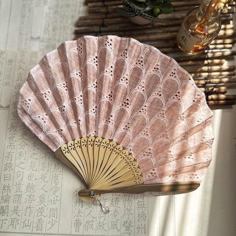

1pc Embroidered Hollow Fan Decorative Craft Fan Chinese Style, Clothing Matching Accessories, Stage Props, Household Items