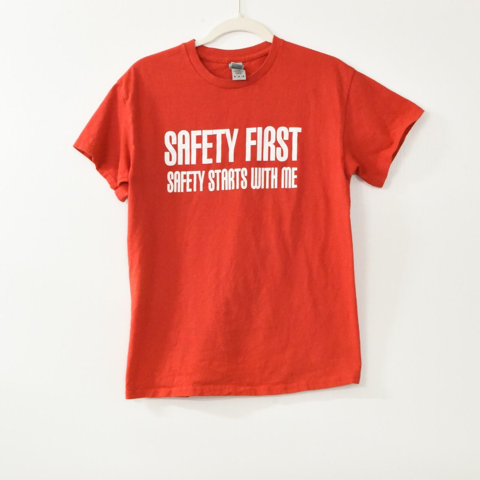 Gildan Mens Red T-Shirt Safety First Cotton Short Sleeve Round Neck Size M XXXXL